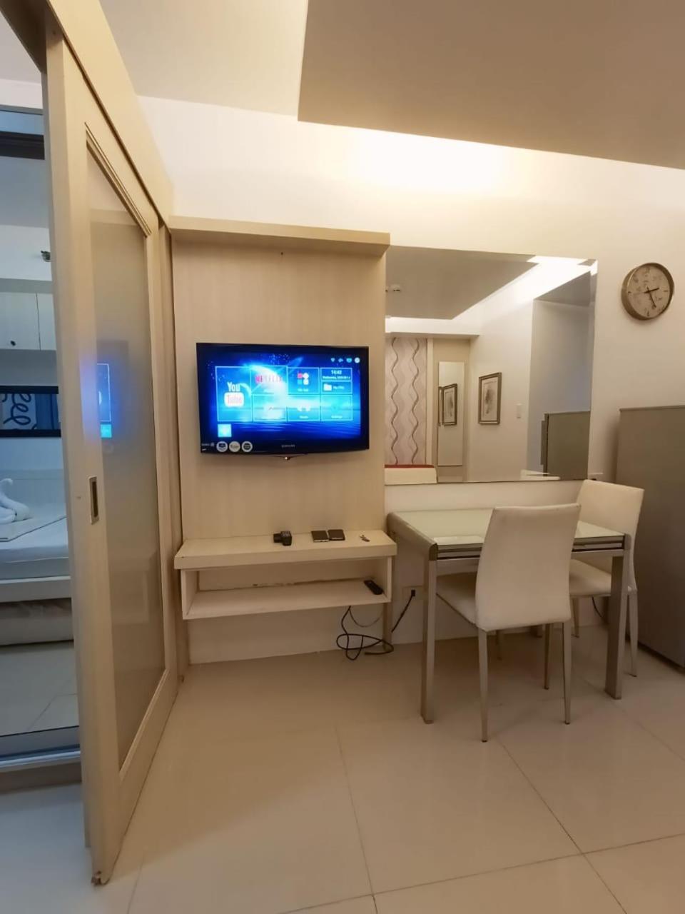 Sea Residences Moa Pasay City - Myra Condotel Kültér fotó